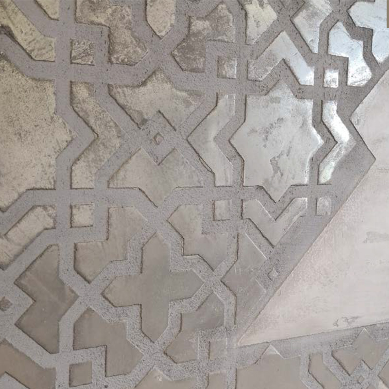 LARGE TANGIER LATTICE